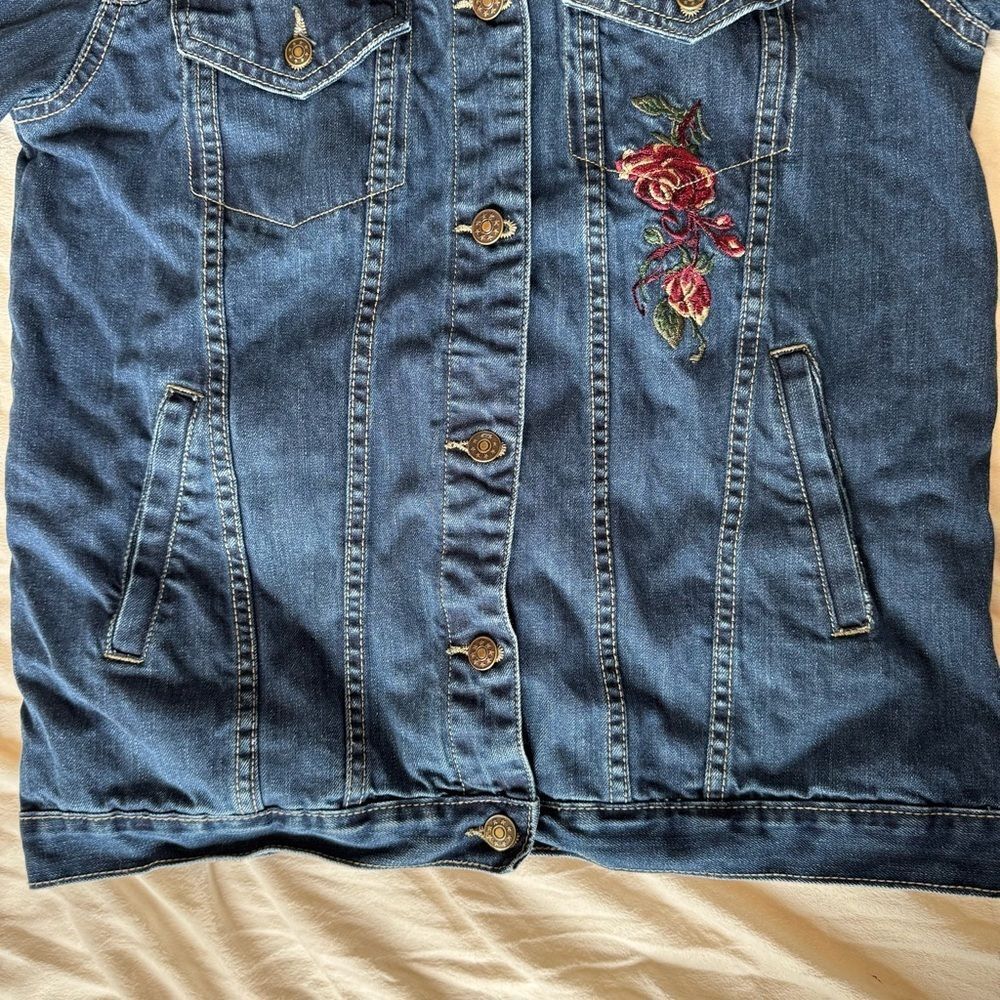 Denim Jean Jacket with Embroidered Roses - Picture 6 of 16